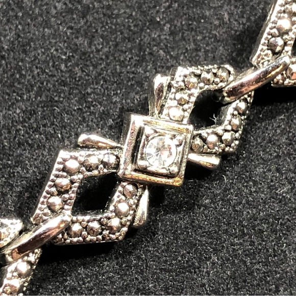 BRACELET - SILVER-TONE WITH 7 RHINESTONES EACH SET IN A SQUARE SETTING - Picture 2 of 16